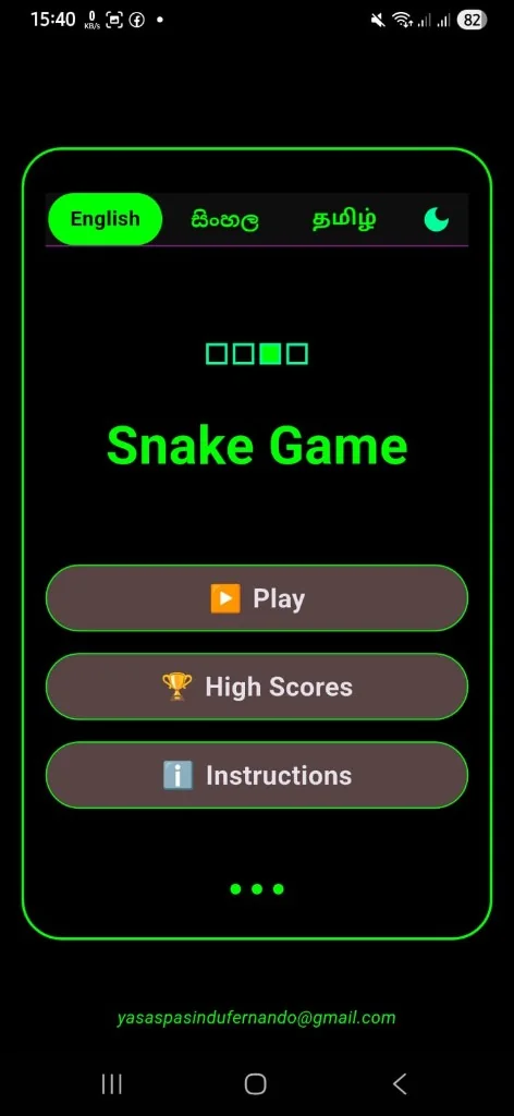 Snake Game menu full-screen with language selection